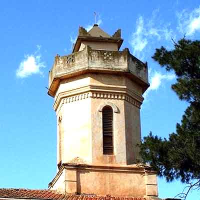 l'ancien clocher du temple de Hammam Bou Hadjar