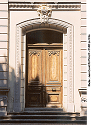 Porte d'entre du temple Rouvire de Mazamet